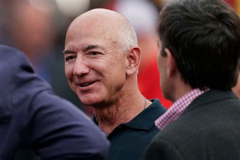 Amazon founder Jeff Bezos buys home in Miami’s ‘billionaire bunker.’ Tom Brady will be his neighbor